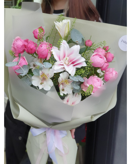 Букет Лилия с розой